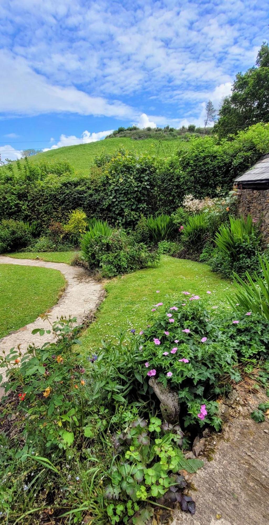 Kingsley Cottage - Beautiful Riverside Setting Beaworthy Dış mekan fotoğraf